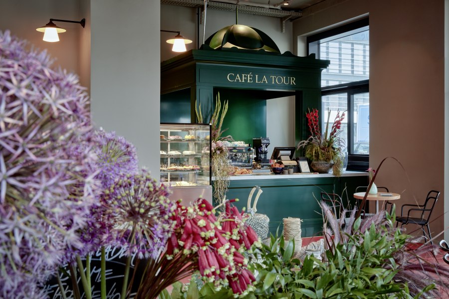 Lobby, © Copyright/Steve Herud Lobby, © Copyright/Steve Herud