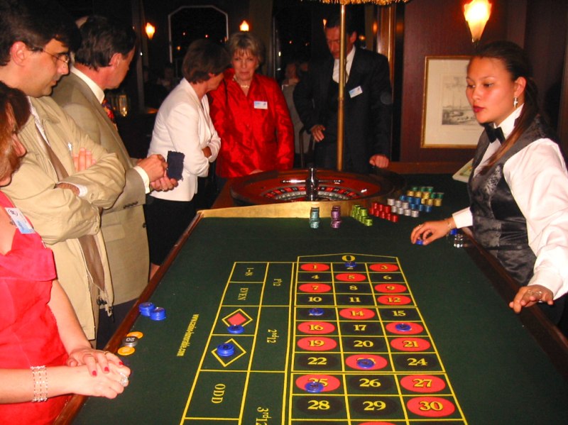 Salonschiff mit Casinoabend, © Copyright/Cultour Eventmanagement GmbH Salonschiff mit Casinoabend, © Copyright/Cultour Eventmanagement GmbH