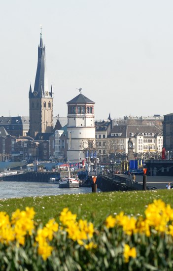 Individuelle Stadtrundfahrten, © Copyright/Düsseldorf Tourismus GmbH