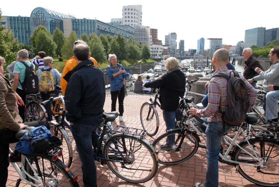 Düsseldorf per Rad, © Copyright/Düsseldorf Tourismus GmbH