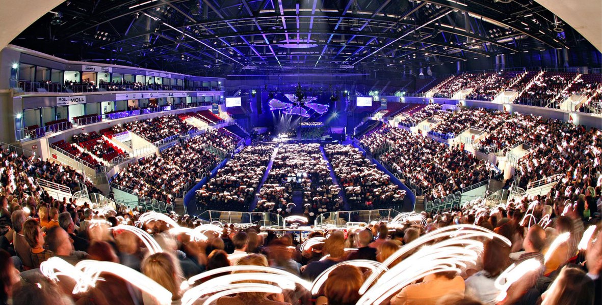 Innenraum, © D.LIVE GmbH & Co. KG Innenraum, © D.LIVE GmbH & Co. KG