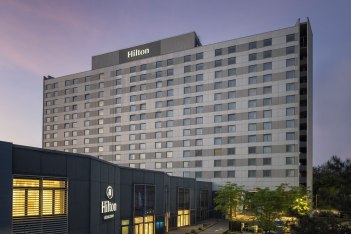 DUSHITW-Exterior_kl, © Hilton Düsseldorf DUSHITW-Exterior_kl, © Hilton Düsseldorf