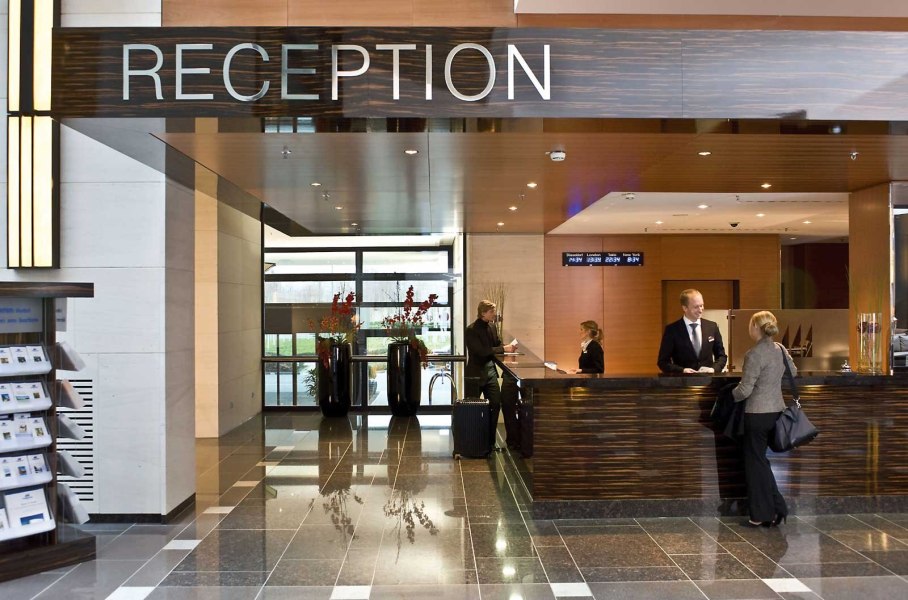 Rezeption, © Copyright/Maritim Hotel Düsseldorf Rezeption, © Copyright/Maritim Hotel Düsseldorf