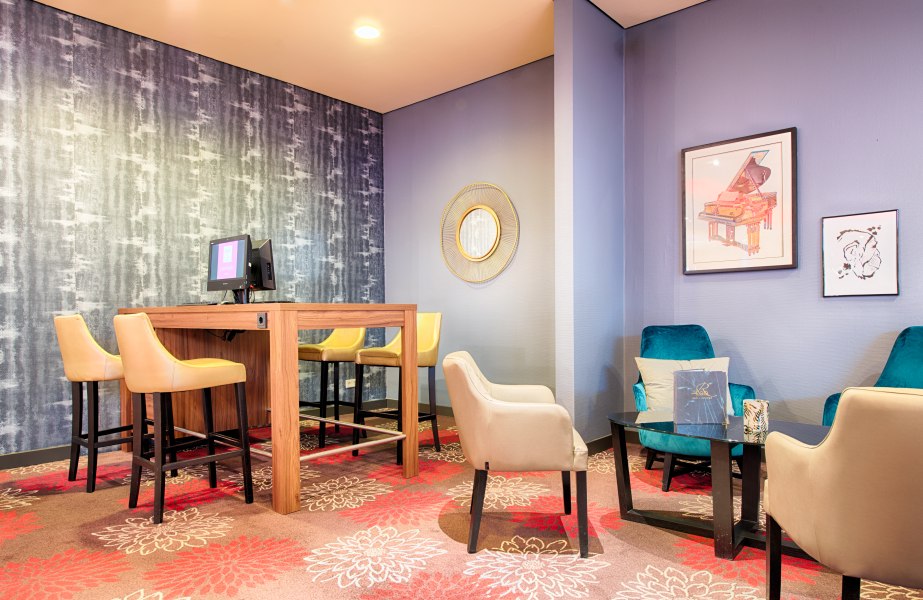 Business corner, © Copyright/Leonardo Hotel Düsseldorf Königsallee Business corner, © Copyright/Leonardo Hotel Düsseldorf Königsallee