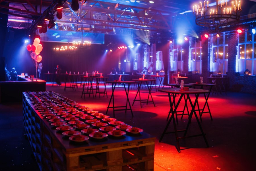 AltesStahlwerk_Halle_Party (1)-min, © Altes Stahlwerk Eventmarketing GmbH AltesStahlwerk_Halle_Party (1)-min, © Altes Stahlwerk Eventmarketing GmbH