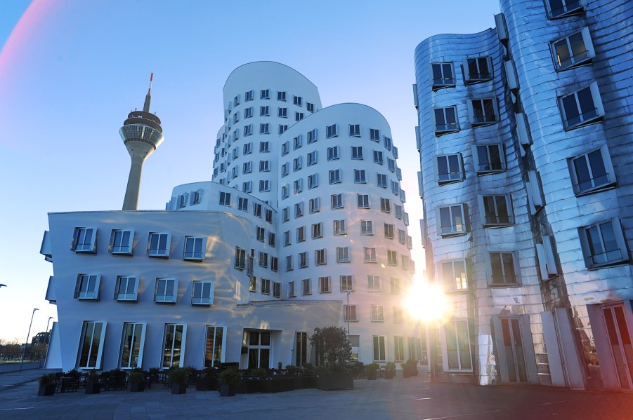 Medienhafen, © Copyright/Düsseldorf Tourismus GmbH