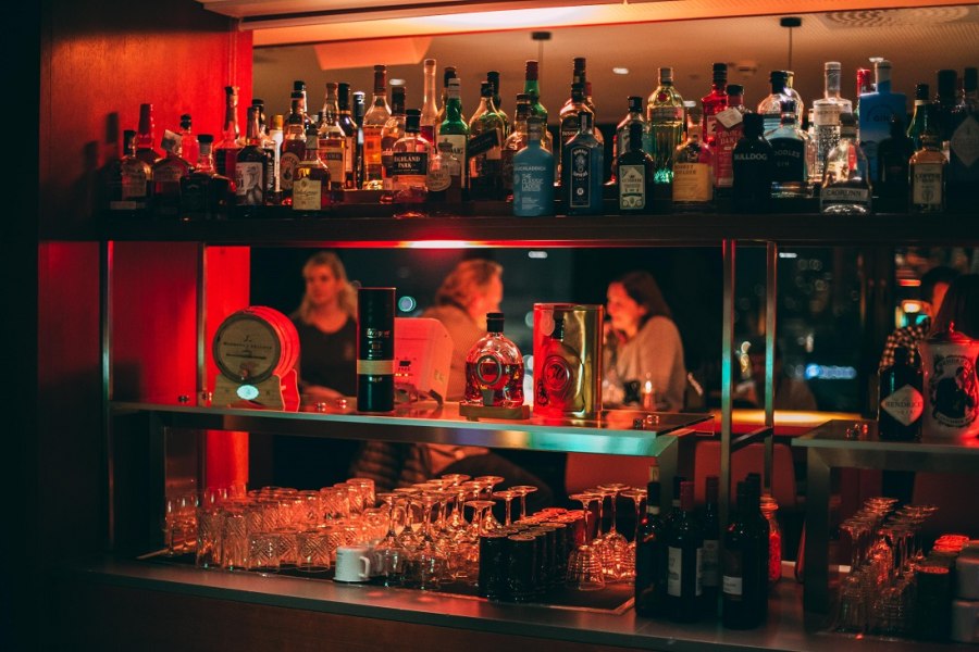 Lounge Bar, © Copyright/me and all hotel düsseldorf Lounge Bar, © Copyright/me and all hotel düsseldorf