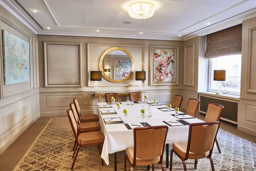 Opera salon, © Copyright/Steigenberger Parkhotel