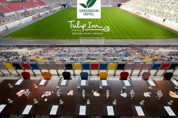 Tulip-Inn-Hotel-Green-Sign, © Tulip Inn Hotel Düsseldorf Arena Tulip-Inn-Hotel-Green-Sign, © Tulip Inn Hotel Düsseldorf Arena