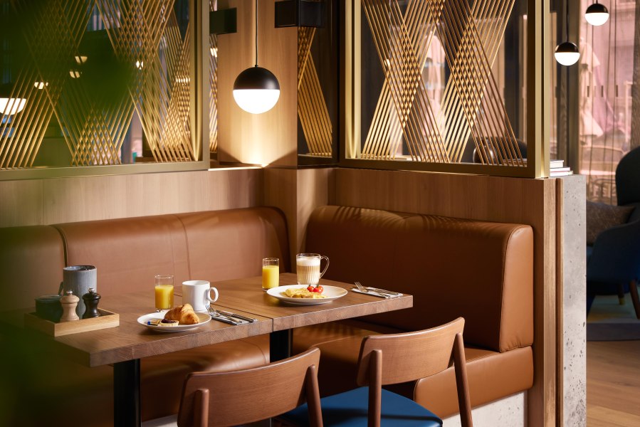 Adina-Hotel-Dusseldorf_breakfast_corner_07-2022, © Adina Apartment Hotel Düsseldorf