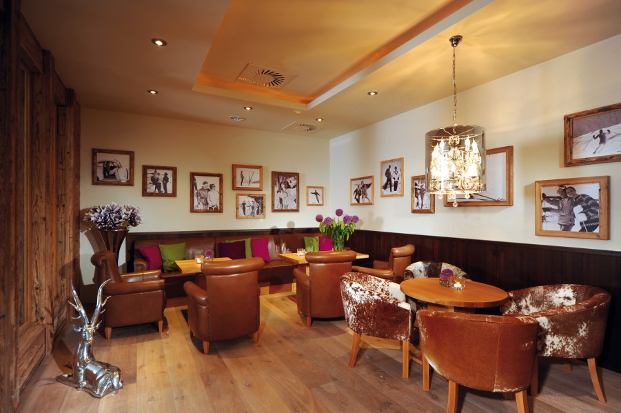 Bogner Lounge, © @ Hotel Fire & Ice im Alpenpark Neuss