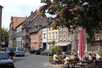 Kaiserswerth, © Copyright/Düsseldorf Tourismus GmbH