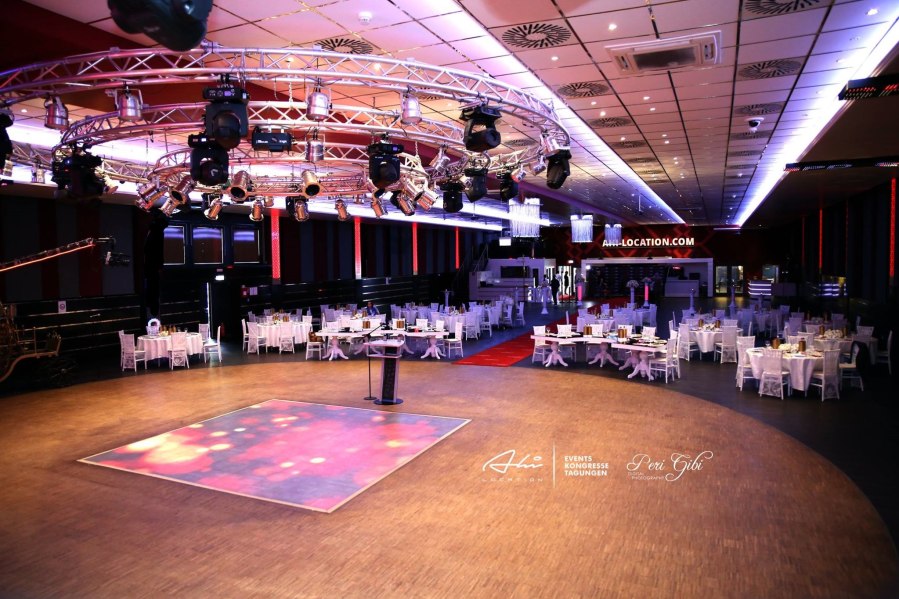 Bestuhlung 100 Personen, © Copyright/Ahi Event Location GmbH & Co. KG