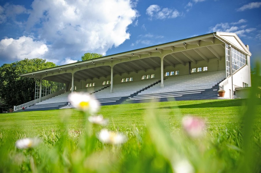 Galopprennbahn am Grafenberg, © Copyright/ZackBumm GmbH