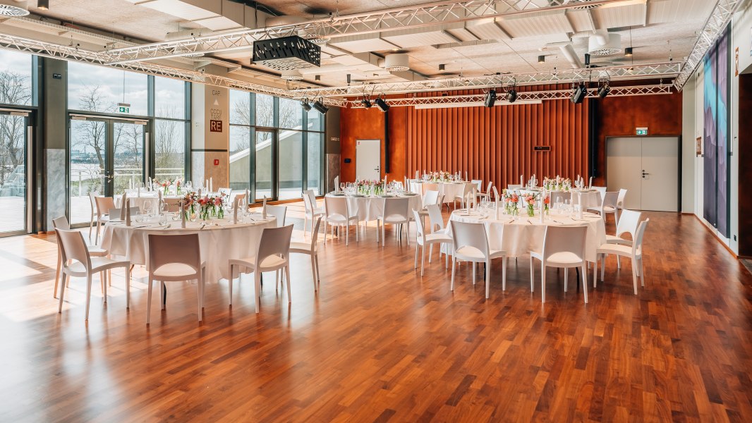 2022-01-26-rheinblick-location-portraits-offenblende-jah-0031_1, &copy; Copyright/B&auml;dergesellschaft D&uuml;sseldorf GmbH