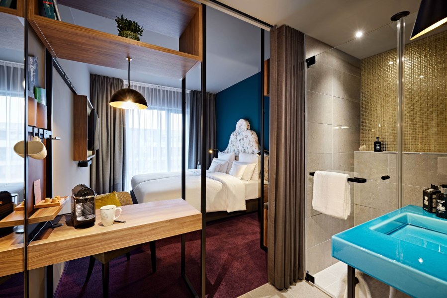 Standardzimmer, © Copyright/me and all hotel düsseldorf-oberkassel Standardzimmer, © Copyright/me and all hotel düsseldorf-oberkassel