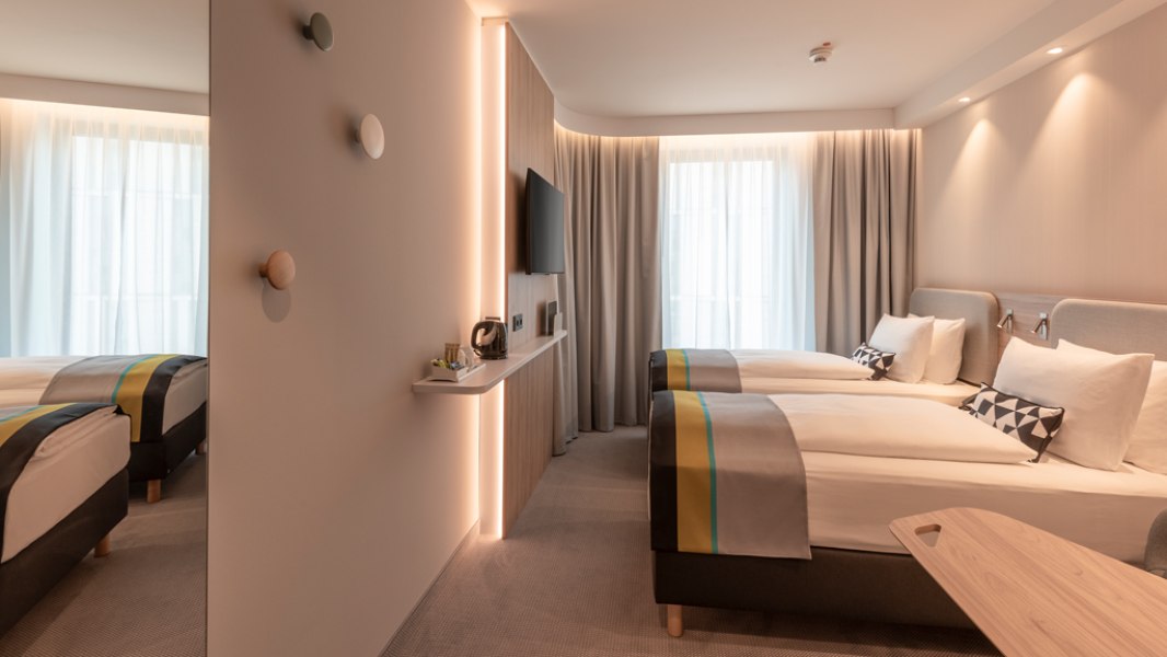 hiex_duesseldorf_hauptbahnhof_twinroom, © Copyright/Holiday Inn Express Düsseldorf - Hauptbahnhof
