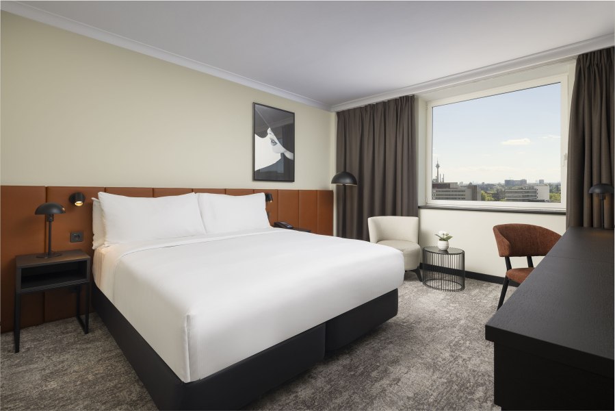 DUSHITW-bathroom_King Room_kl, © Hilton Düsseldorf DUSHITW-bathroom_King Room_kl, © Hilton Düsseldorf