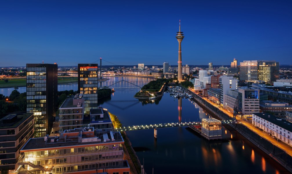 504InnsideDüsseldorfHafen-Zone Night, © Meliá Hotels International SA