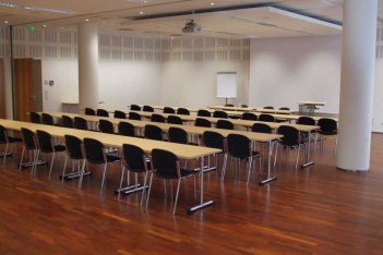 Kohl Adenauer Saal parlamentarisch, © Copyright/Brune Immobilien GmbH Kohl Adenauer Saal parlamentarisch, © Copyright/Brune Immobilien GmbH