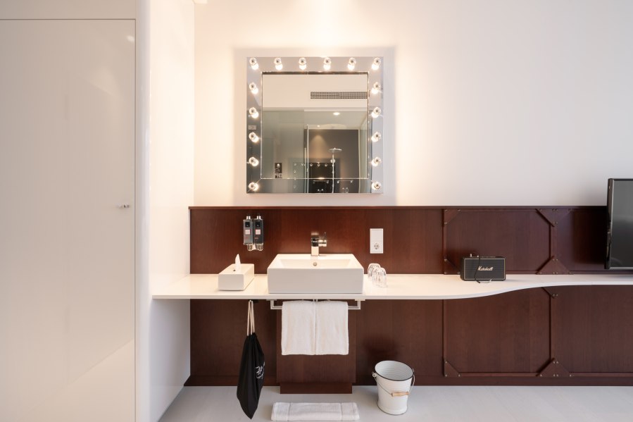 Cosy room, © Copyright/Ruby Leni Hotel Dusseldorf