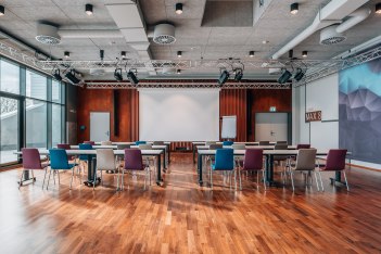 2022-01-26-rheinblick-location-portraits-offenblende-jah-0014_1, &copy; Copyright/B&auml;dergesellschaft D&uuml;sseldorf GmbH