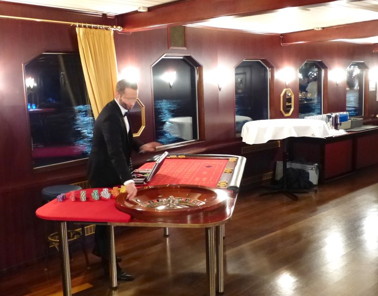 Salonschiff mit Casinoabend, © Copyright/Cultour Eventmanagement GmbH Salonschiff mit Casinoabend, © Copyright/Cultour Eventmanagement GmbH