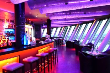 Bar, © Copypright/Bar & Lounge M168 im Rheinturm Düsseldorf Bar, © Copypright/Bar & Lounge M168 im Rheinturm Düsseldorf