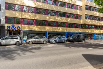 aohostels_d&uuml;sseldorf_facade_01_10MB, &copy; a&o hostel D&uuml;sseldorf Hauptbahnhof