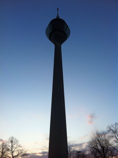 Aussenansicht, © Copypright/Bar & Lounge M168 im Rheinturm Düsseldorf