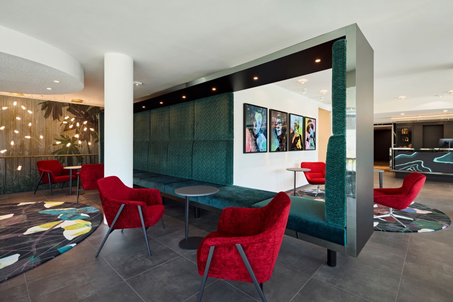 2200_Dorint_E_DeikerHoefe_043_Lobby_M02_Online_2400px, &copy; Nicole Zimmermann