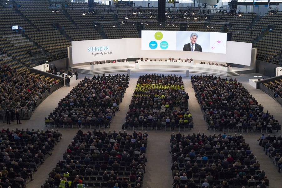Annual general meeting SIEMENS AG, &copy; Copyright/GAHRENS & BATTERMANN GmbH & Co. KG