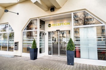 hotel-duesseldorf-hbf-aussenansicht-1-1, © B&B Hotel Düsseldorf Hauptbahnhof hotel-duesseldorf-hbf-aussenansicht-1-1, © B&B Hotel Düsseldorf Hauptbahnhof